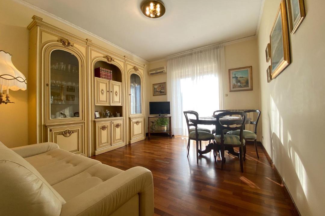 Photo of Livingroom in Arenella