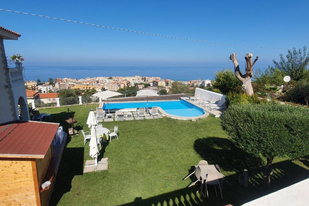 Photo of Others in Tropea