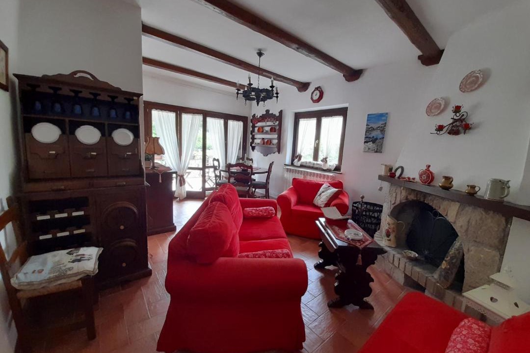 Photo of Livingroom in Villetta Barrea