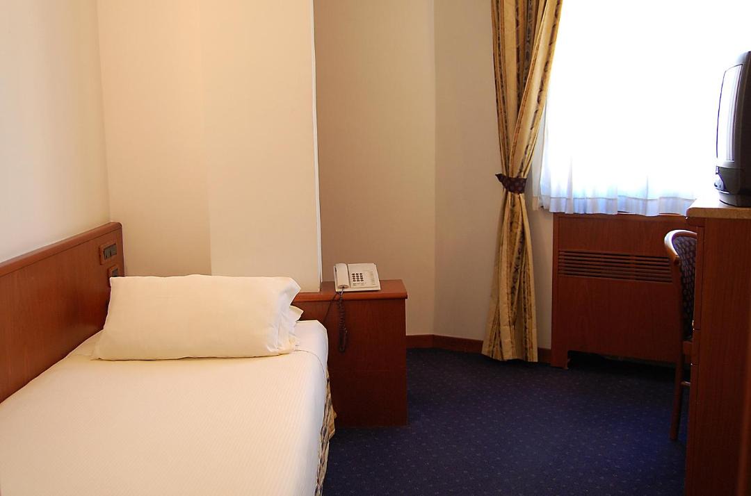 Photo of Bedroom in Fuorigrotta
