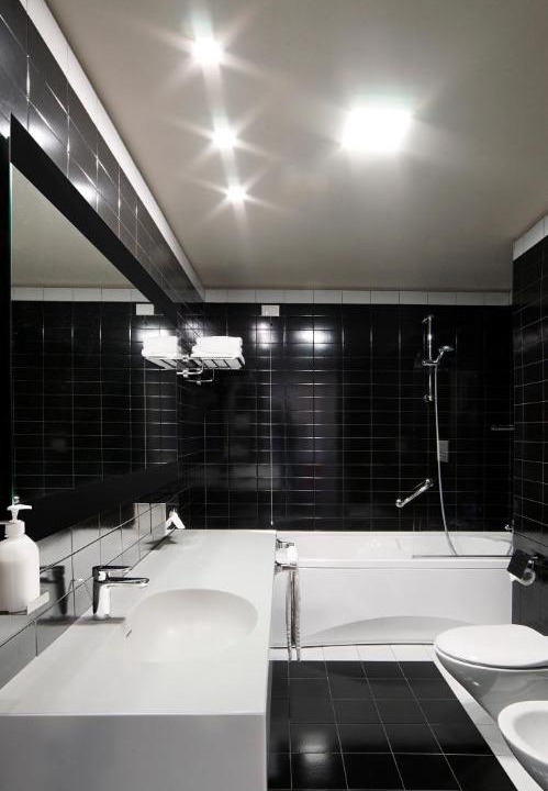 Photo of Bathroom in Nola