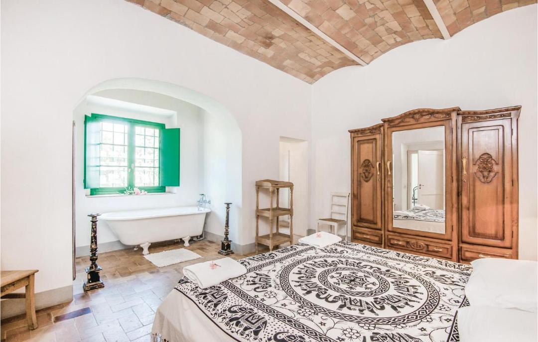 Photo of Bedroom in Magliano in Toscana