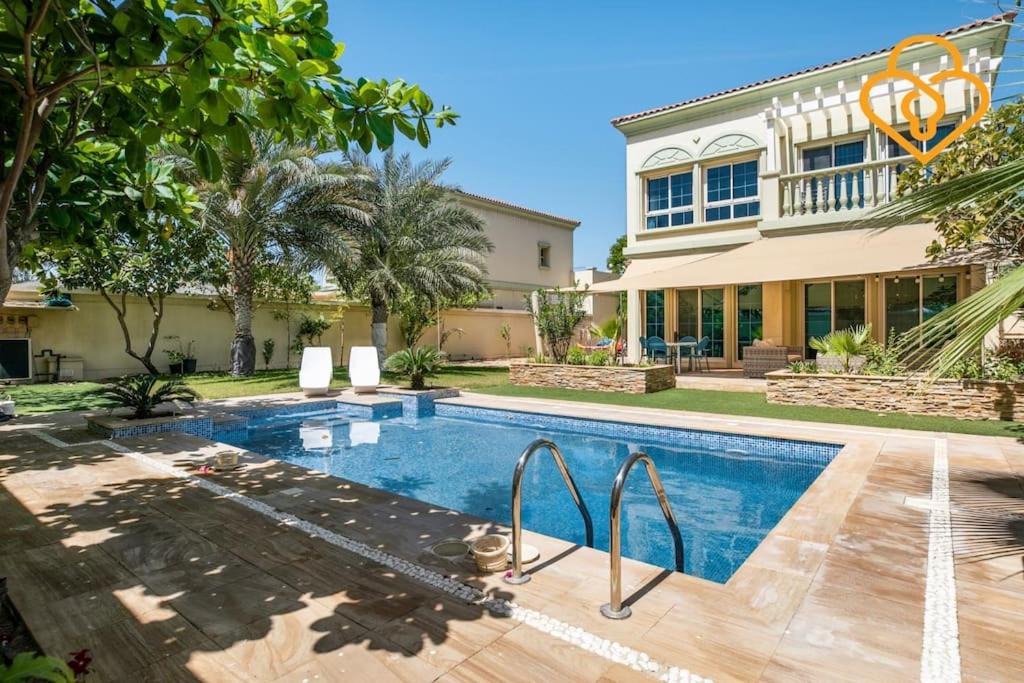 Photo of Outdoor in Jumeirah Village Triangle