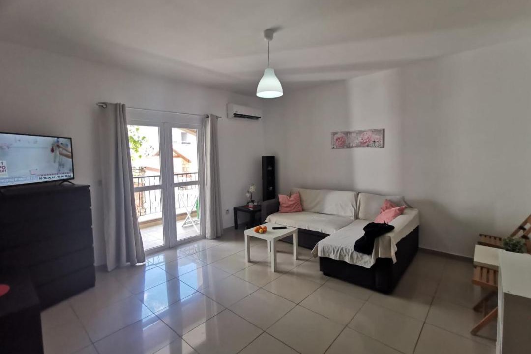 Photo of Livingroom in Umm Suqeim 3