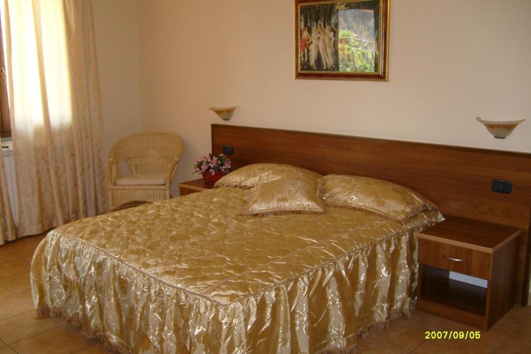 Photo of Bedroom in Mongiana