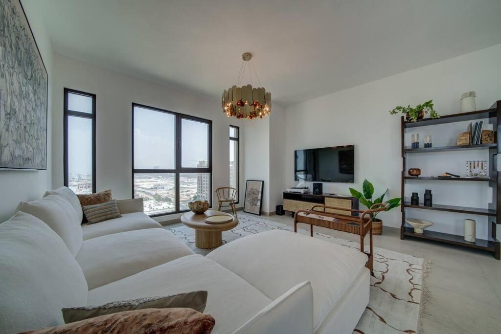 Photo of Livingroom in Umm Suqeim 3