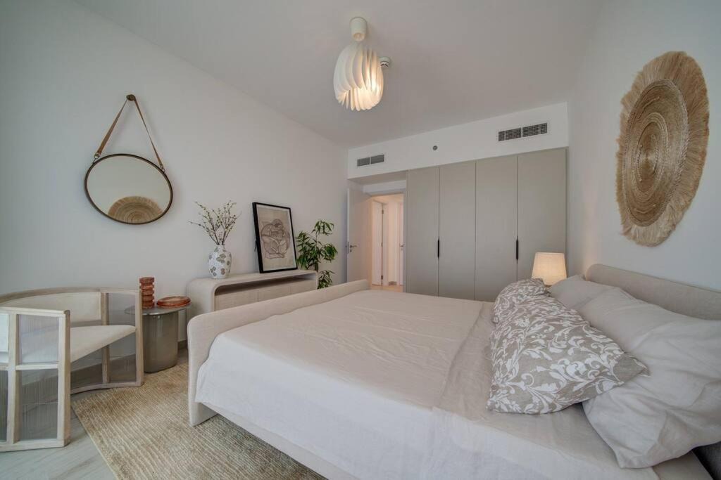 Photo of Bedroom in Umm Suqeim 3