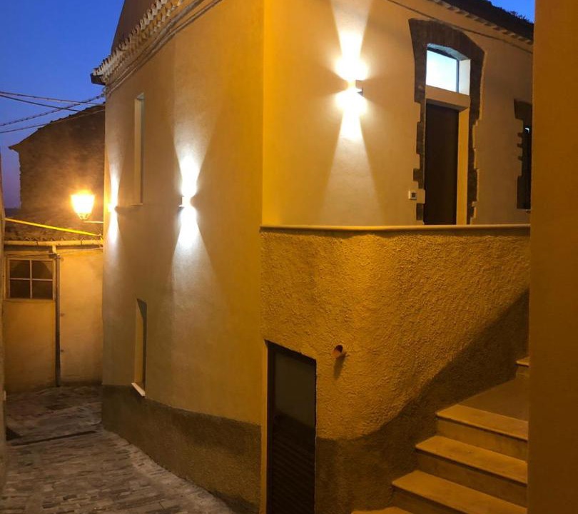 Photo of Buildings in Cleto