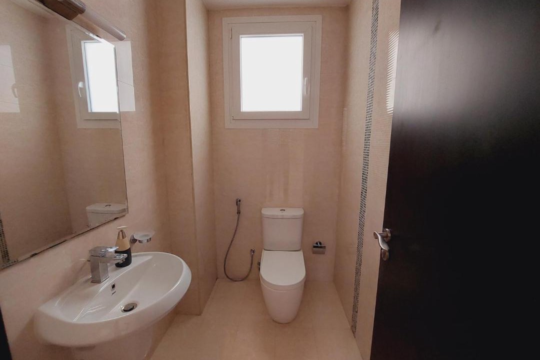 Photo of Bathroom in Jumeirah Park