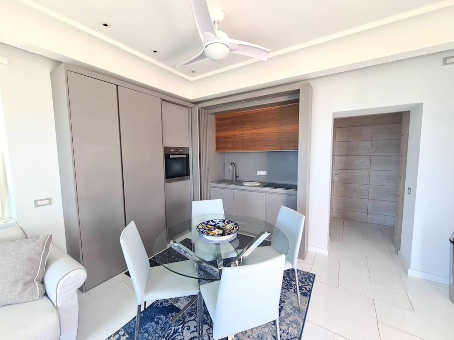Photo of Livingroom in Marina Grande