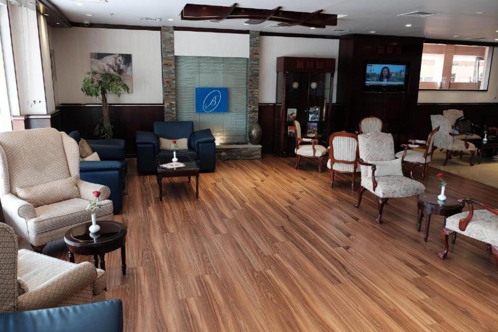 Photo of Livingroom in Al Mankhool