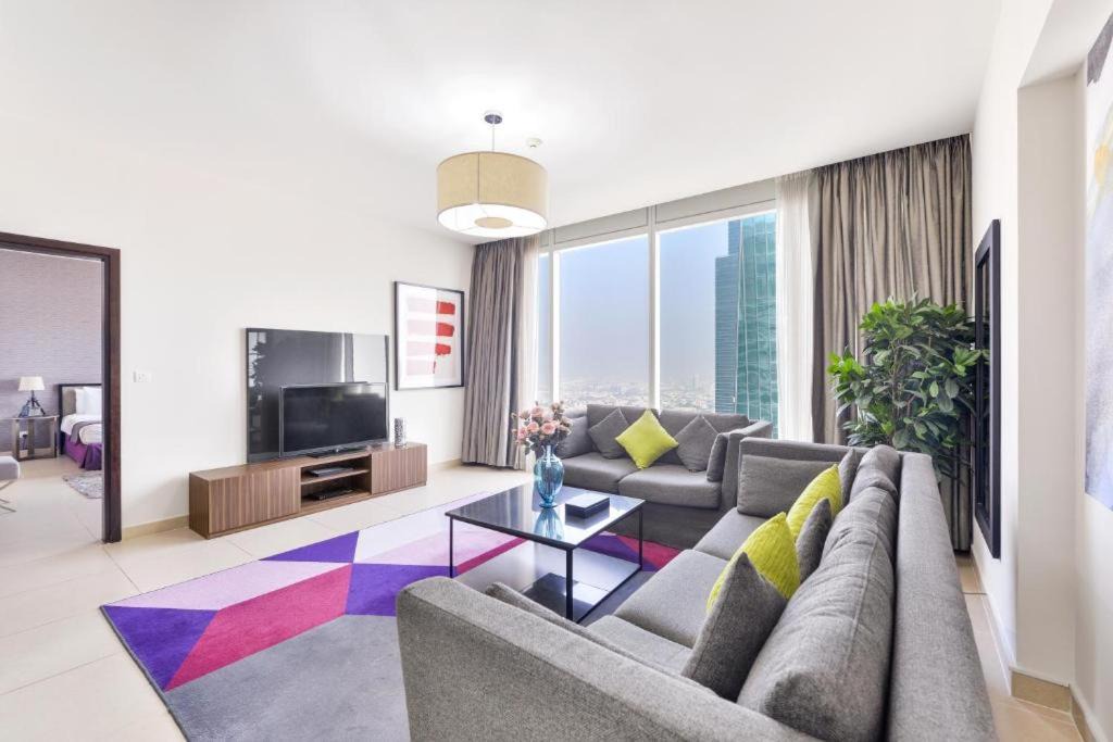 Photo of Livingroom in Trade Center