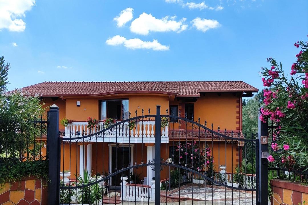Photo of Buildings in Caccuri