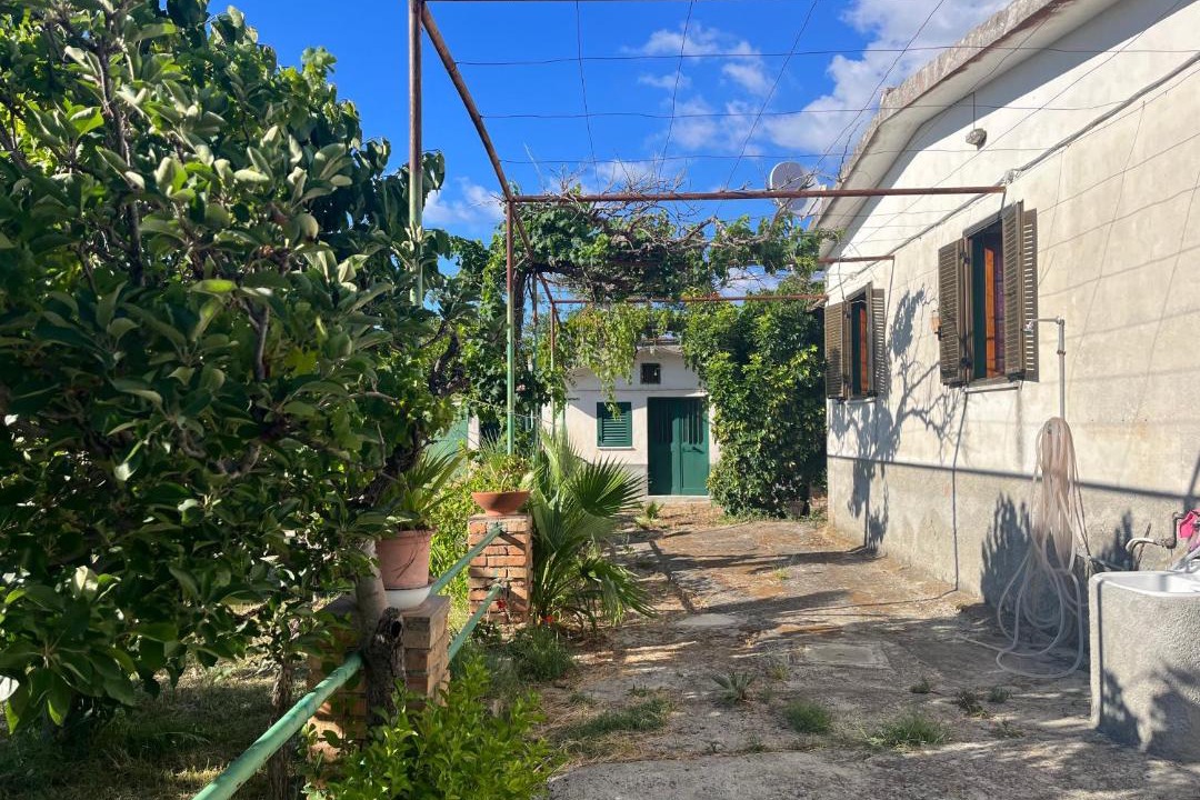 Photo of Buildings in Ricadi