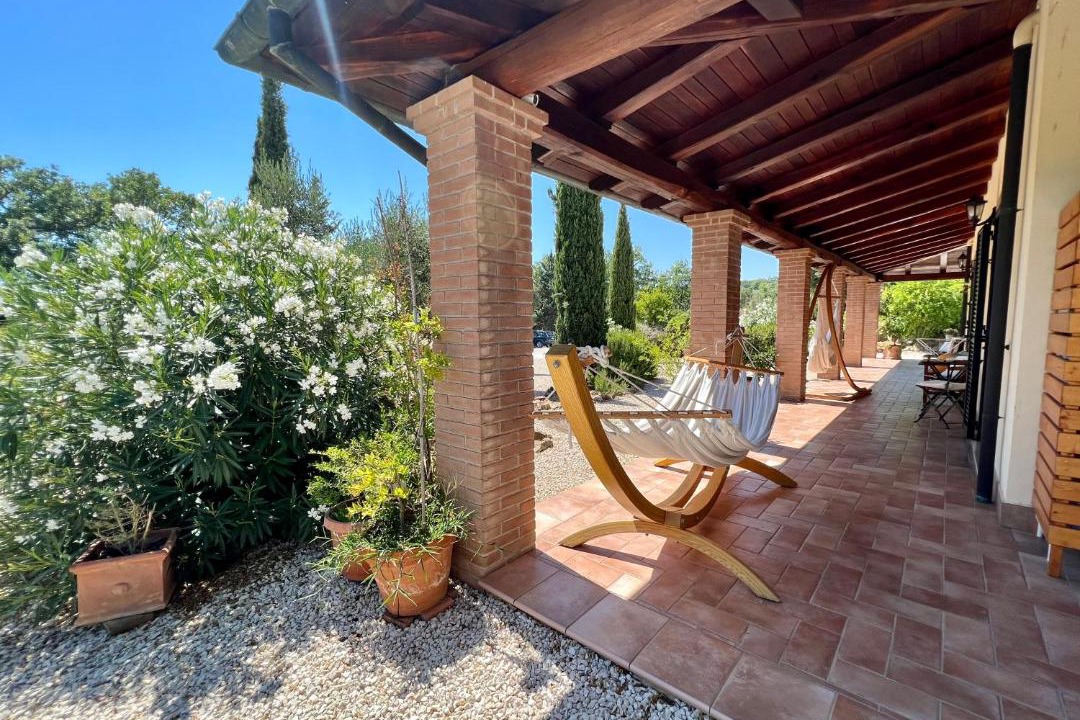 Photo of Others in Saturnia