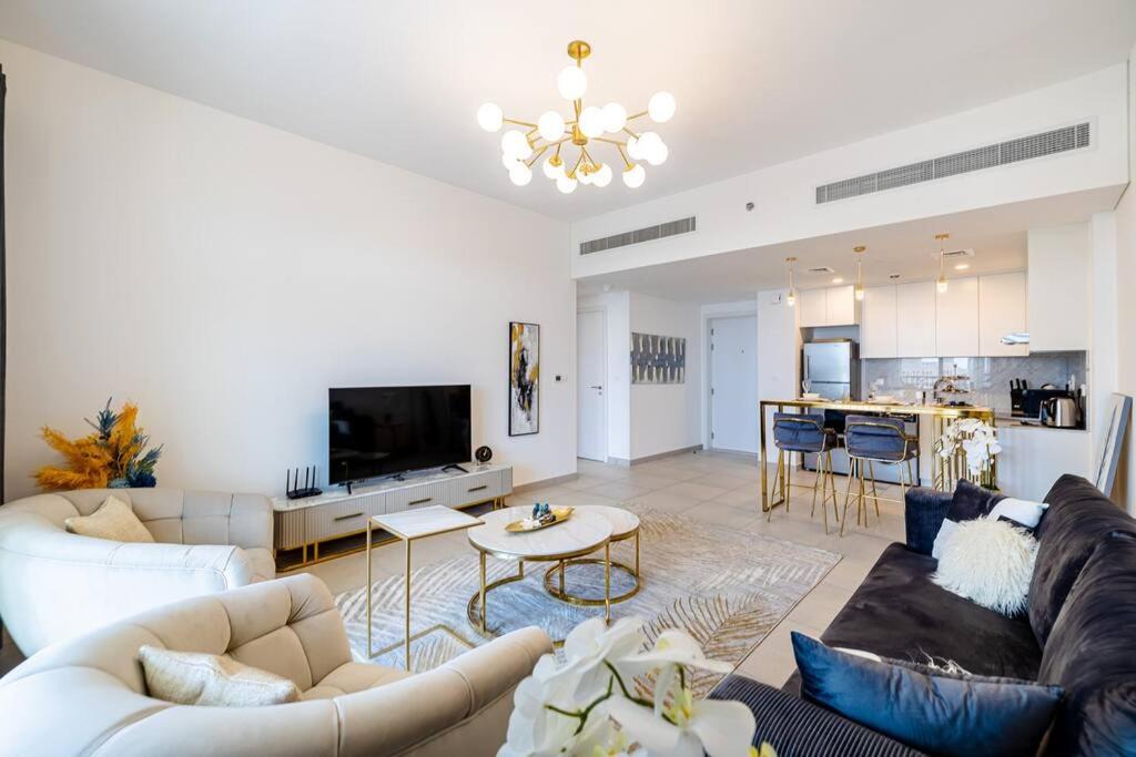 Photo of Livingroom in Umm Suqeim 3