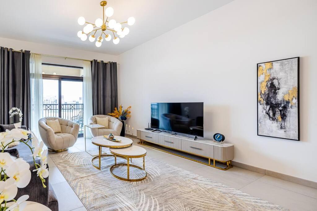 Photo of Livingroom in Umm Suqeim 3