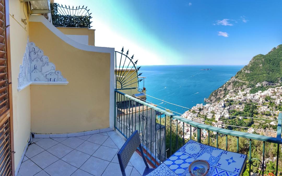 Photo of Patio Balcony in Montepertuso