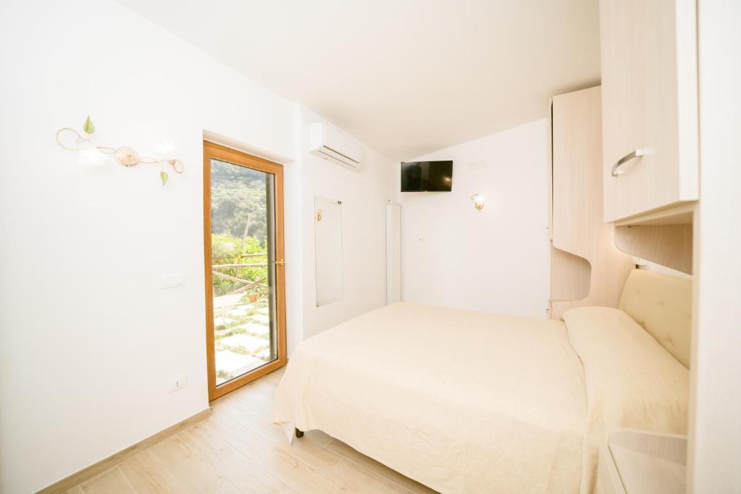 Photo of Bedroom in Pontone