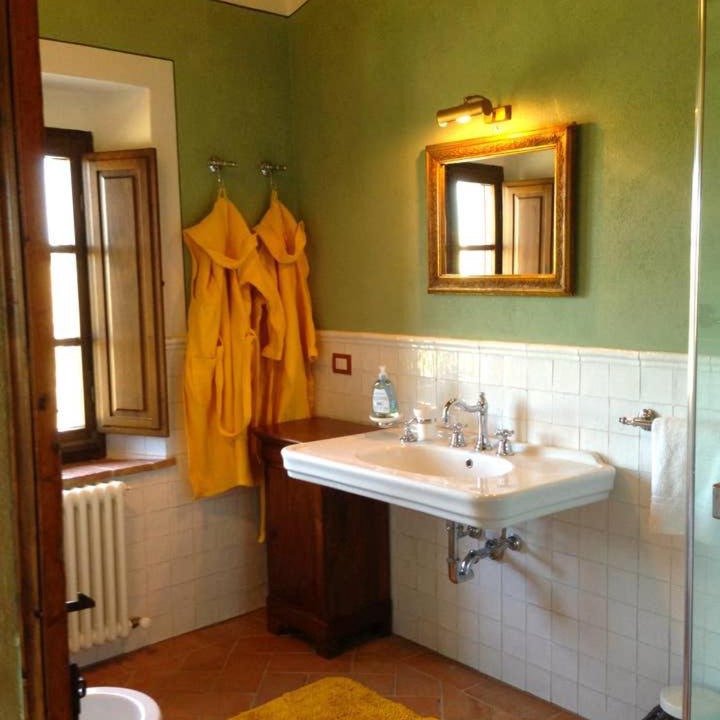 Photo of Bathroom in Montalcino