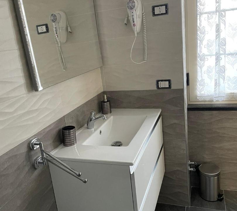 Photo of Bathroom in Pomigliano D'arco