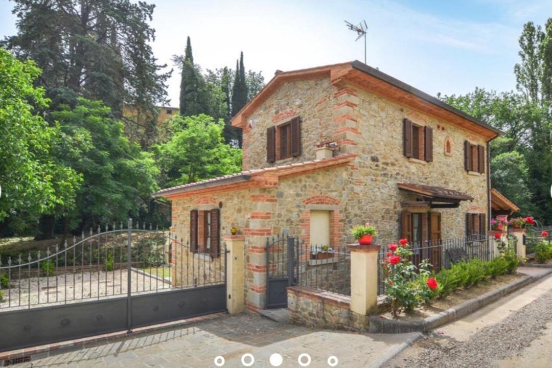 Photo of Buildings in Monte San Savino