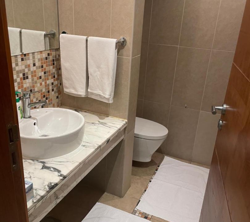 Photo of Bathroom in Jumeirah Park