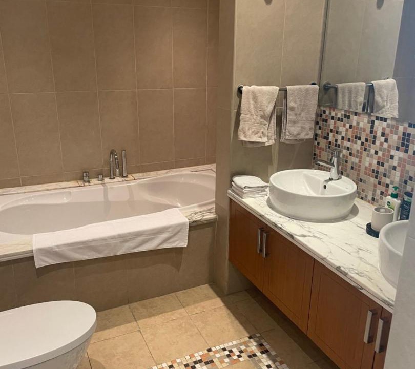 Photo of Bathroom in Jumeirah Park