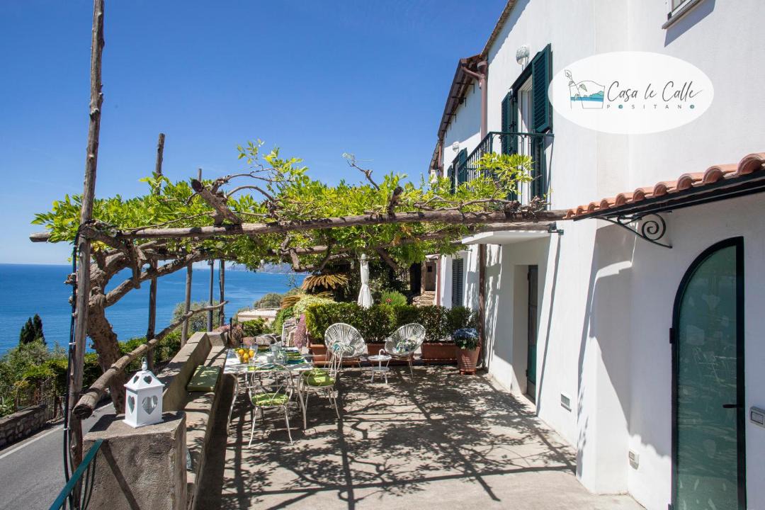 Photo of Patio Balcony in Laurito