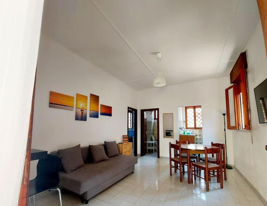 Photo of Livingroom in Paestum