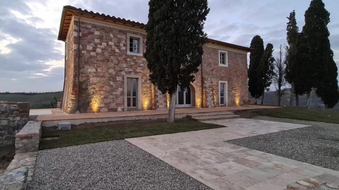 Photo of Buildings in Torre A Castello