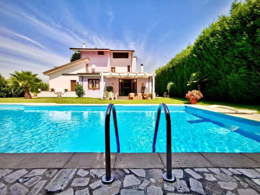 Photo of Outdoor in Maida