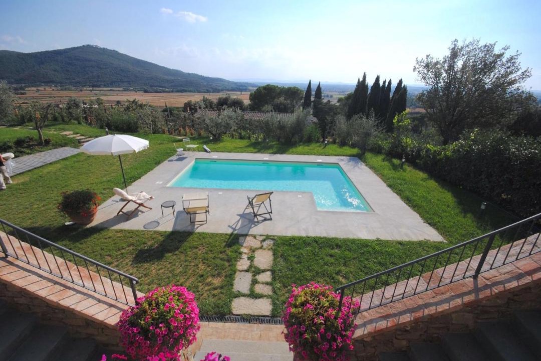 Photo of Outdoor in Pergo