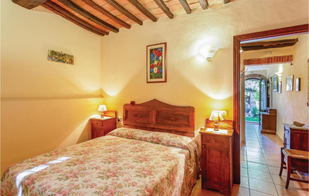 Photo of Bedroom in Camucia
