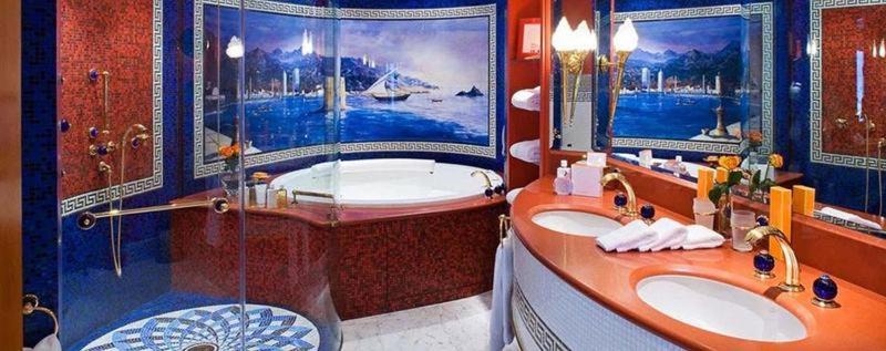 Photo of Bathroom in Umm Suqeim 3