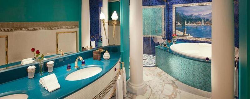 Photo of Bathroom in Umm Suqeim 3