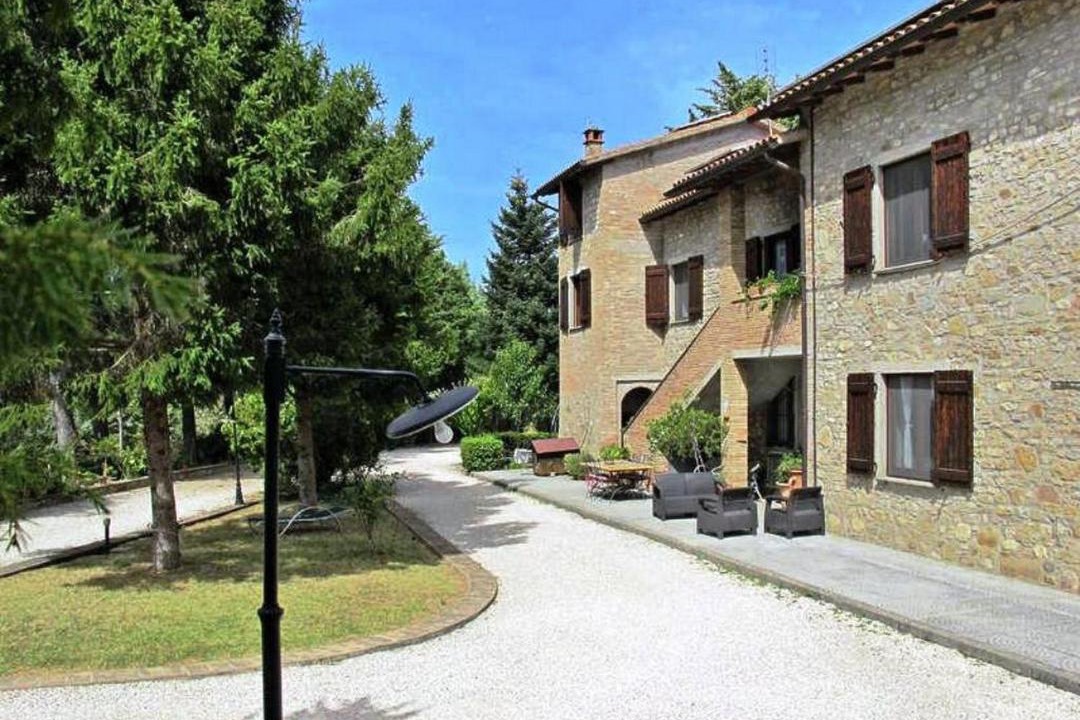 Photo of Buildings in Ramazzano