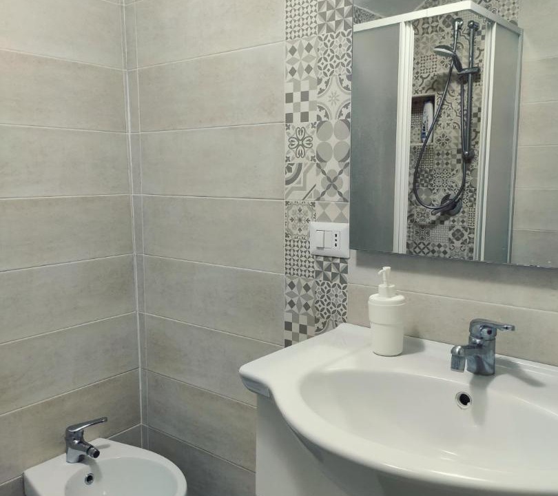 Photo of Bathroom in Naples City Centre