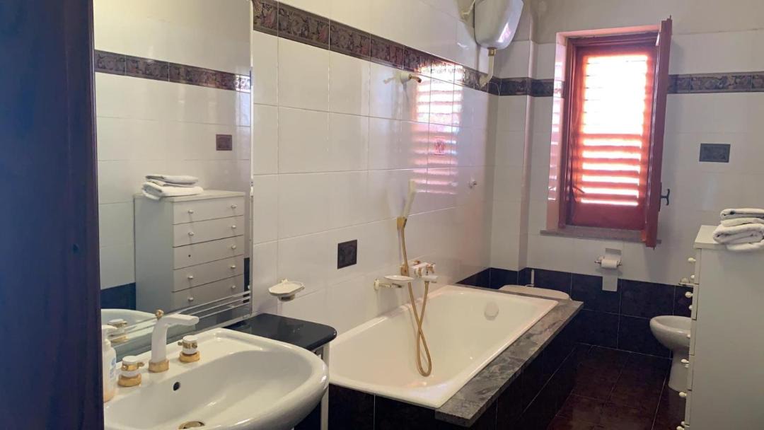 Photo of Bathroom in Bova Marina