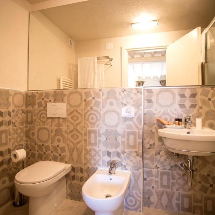Photo of Bathroom in Lajatico
