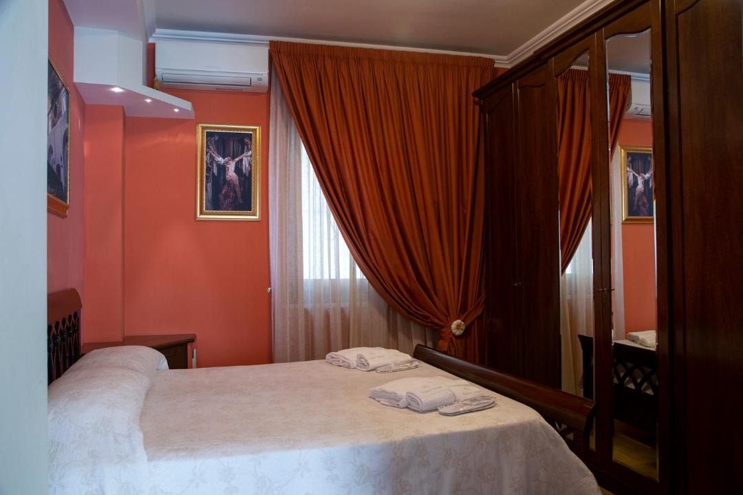 Photo of Bedroom in Mirabella Eclano