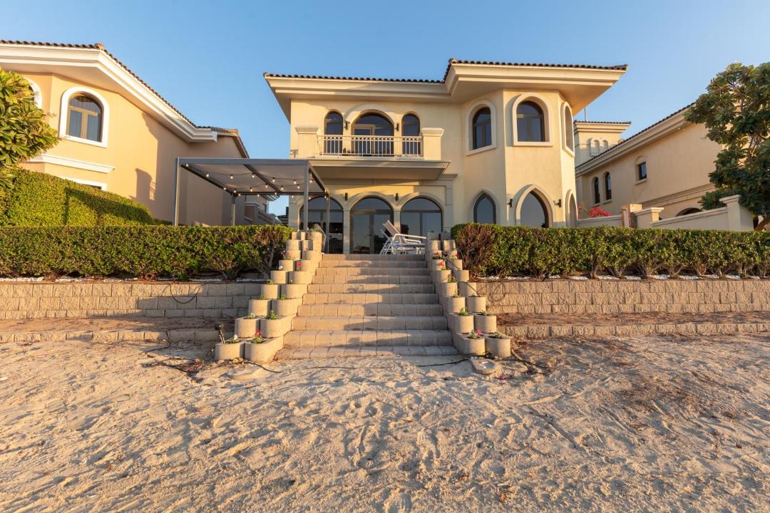 Photo of Buildings in Palm Jumeirah