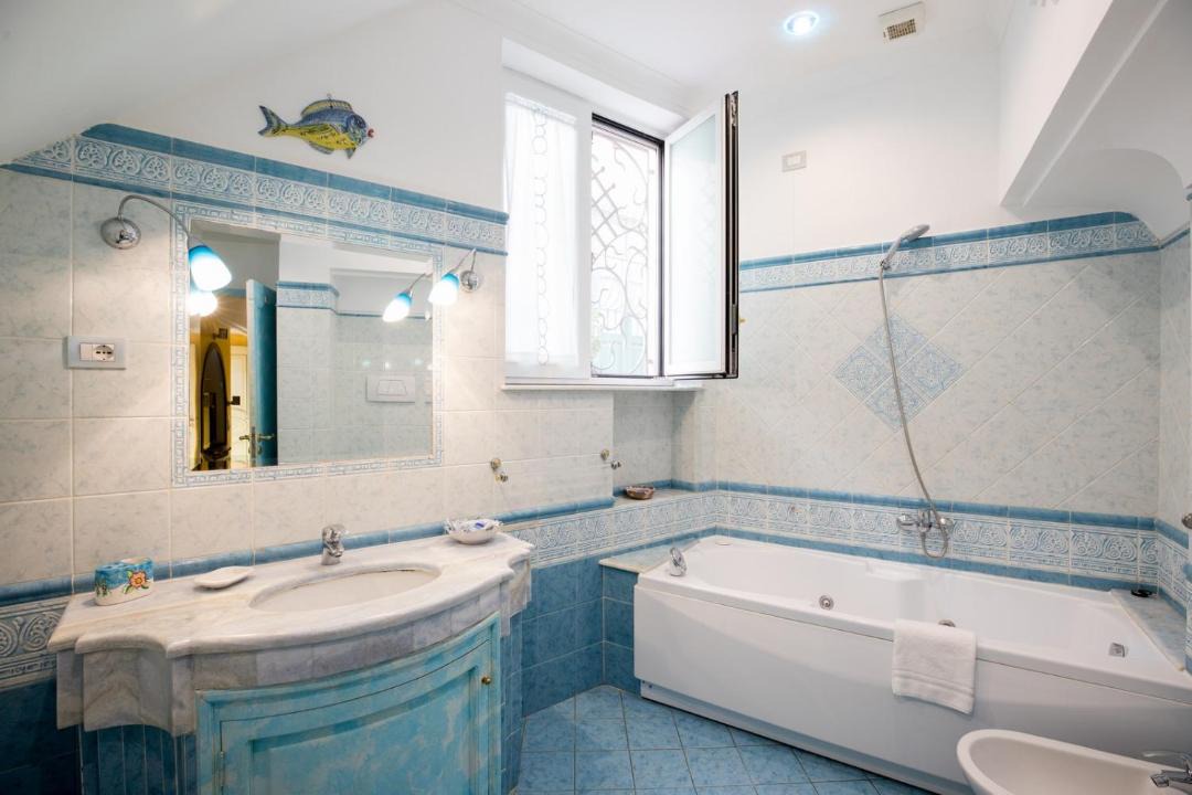 Photo of Bathroom in Chiesa Nuova