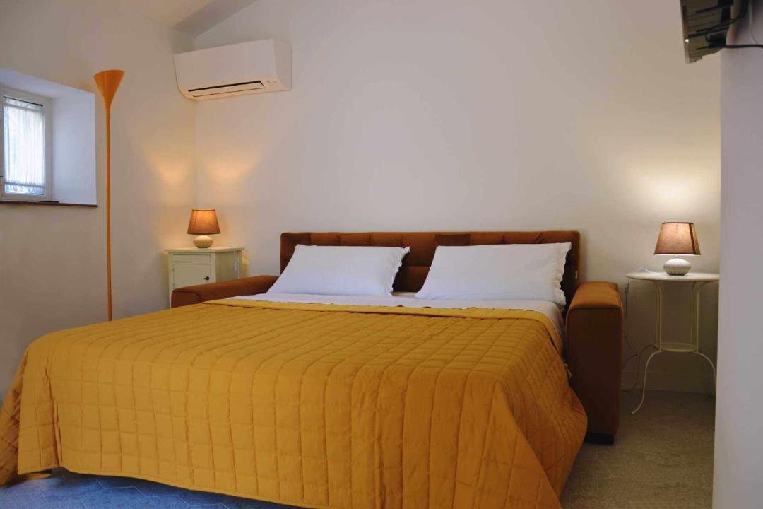 Photo of Bedroom in Atri
