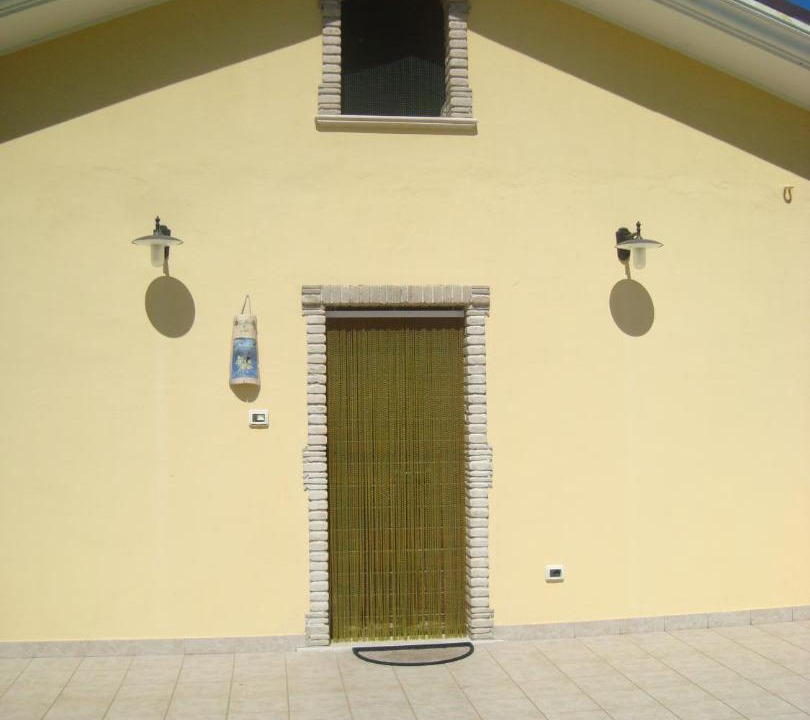 Photo of Others in Manoppello
