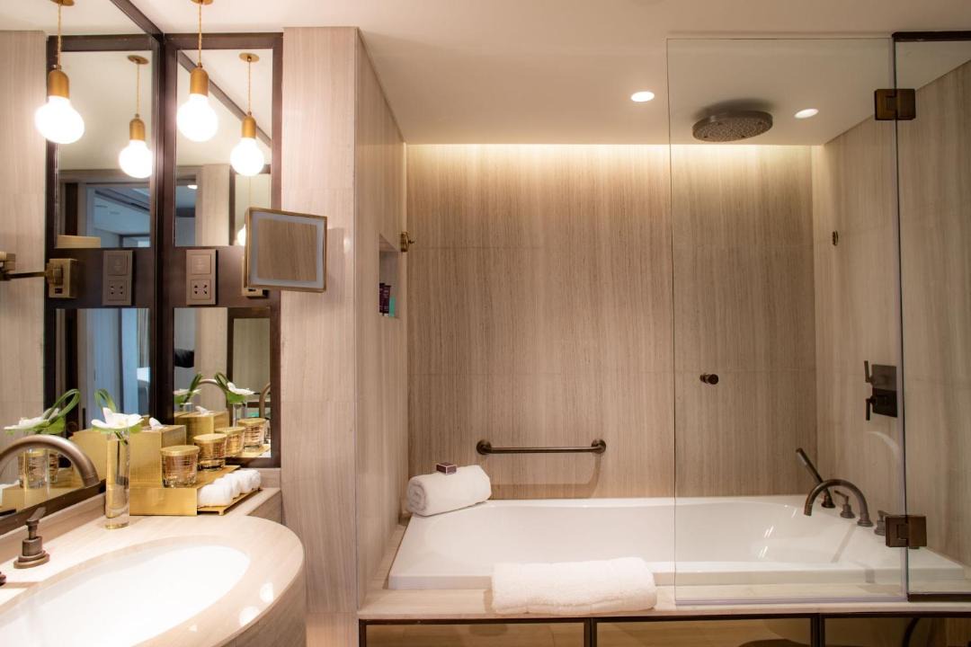 Photo of Bathroom in Umm Suqeim 3
