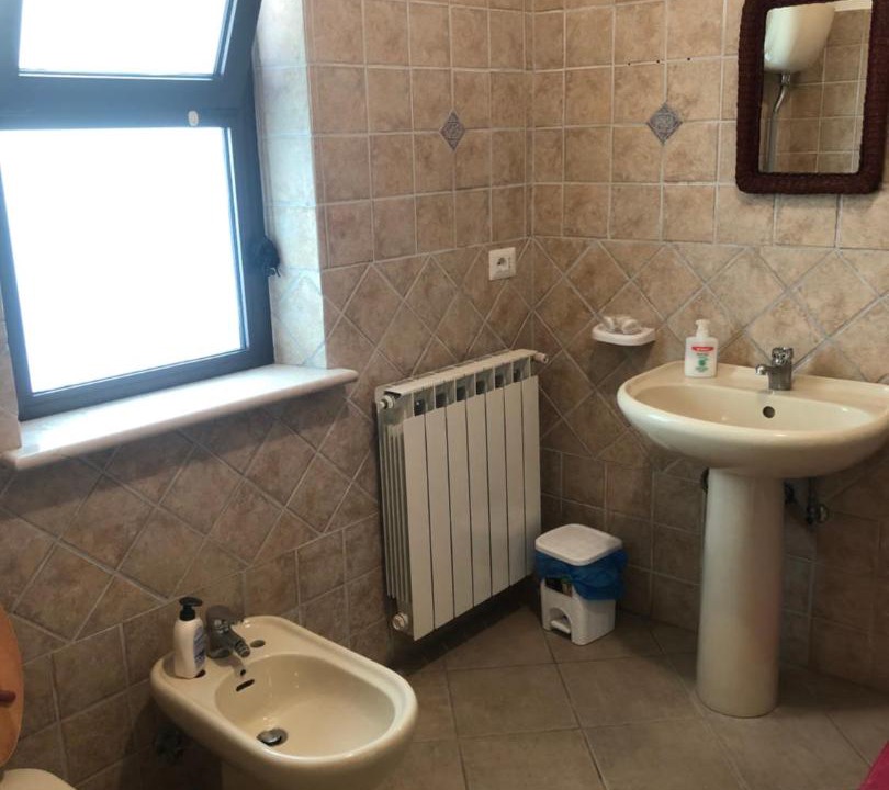 Photo of Bathroom in Pesche