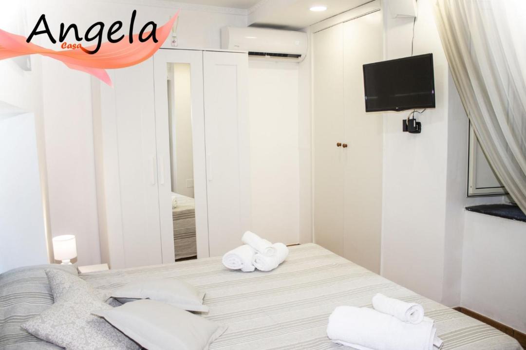 Photo of Bedroom in Naples City Centre