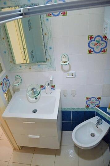 Photo of Bathroom in Raito