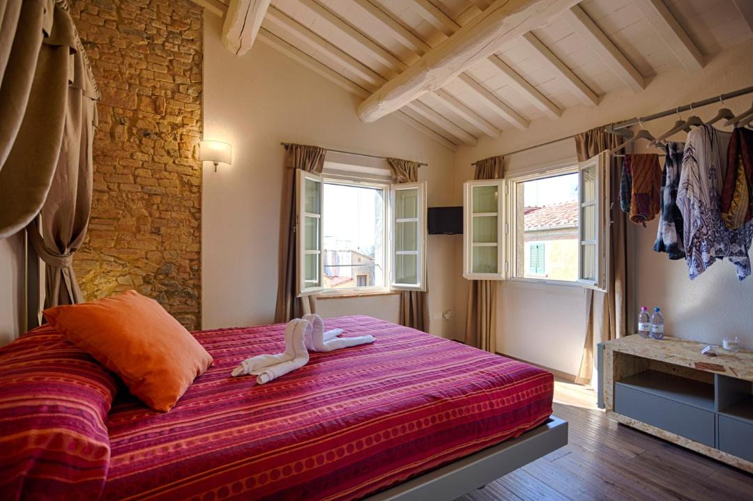 Photo of Bedroom in Lajatico